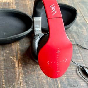 iHip Wireless Bluetooth Headphones